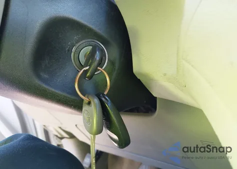 2011 Toyota Sienna Xle V6 z USA, uszkodzony, nr VIN 5TDYK3DC7BS120249